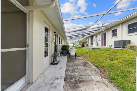 Condo in Seminole, Florida, 1 bedroom  № 2101768 - photo 18