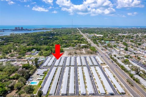 Condo in Seminole, Florida, 1 bedroom  № 2101768 - photo 27