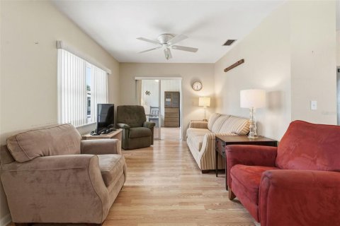 Condo in Seminole, Florida, 1 bedroom  № 2101768 - photo 5