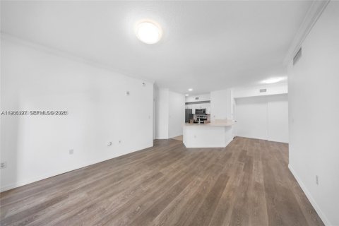 Купить кондоминиум в Серфсайд, Флорида 2 спальни, 92.62м2, № 2026498 - фото 24