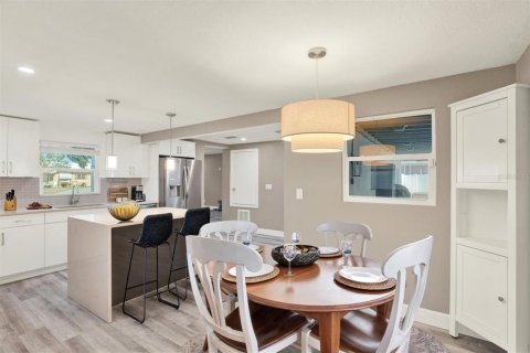 Casa en venta en Tampa, Florida, 3 dormitorios, 126.81 m2 № 1658755 - foto 14