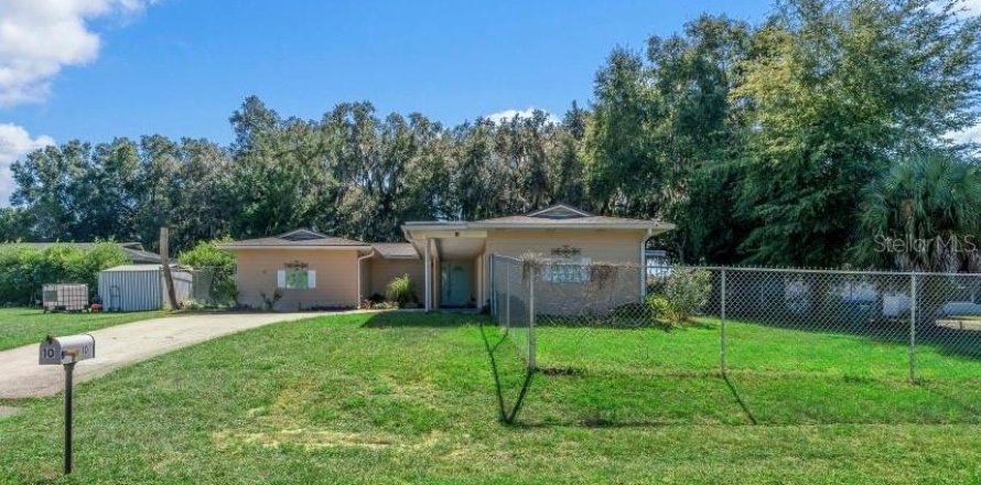 Casa en Ocala, Florida 3 dormitorios, 156.08 m2 № 2430368