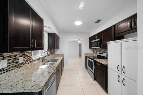 Casa en venta en Ocala, Florida, 3 dormitorios, 156.08 m2 № 2430368 - foto 14