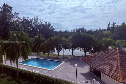 Condo à Cutler Bay, Floride, 2 chambres  № 2017104