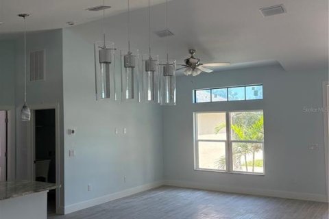 Villa ou maison à vendre à Port Charlotte, Floride: 3 chambres, 135.27 m2 № 2360418 - photo 20