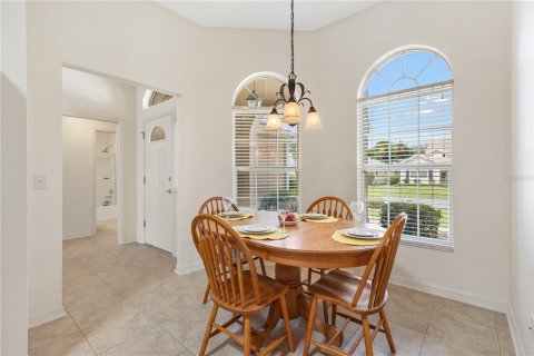 Villa ou maison à vendre à The Villages, Floride: 3 chambres, 179.02 m2 № 2400033 - photo 7