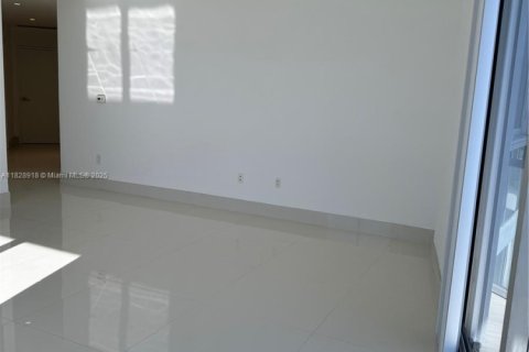 Condo in Miami, Florida, 3 bedrooms  № 1800755 - photo 18
