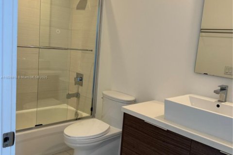 Condo in Miami, Florida, 3 bedrooms  № 1800755 - photo 29
