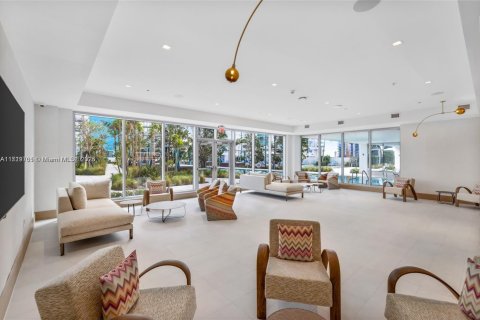 Condominio en venta en Miami, Florida, 3 dormitorios, 219.99 m2 № 1470742 - foto 13
