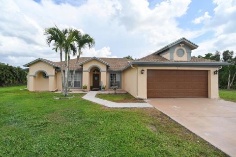 House in West Palm Beach, Florida 4 bedrooms, 186.08 sq.m. № 2263915