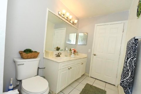 House in West Palm Beach, Florida 4 bedrooms, 186.08 sq.m. № 2263915 - photo 28