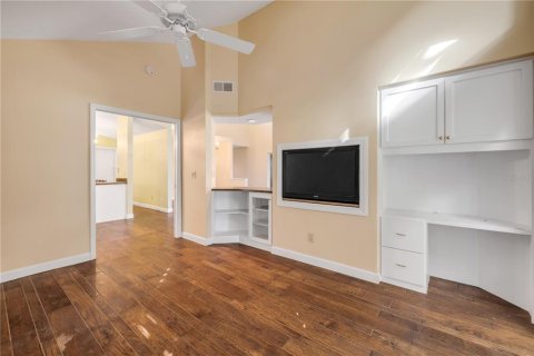 Villa ou maison à vendre à New Smyrna Beach, Floride: 2 chambres, 208.38 m2 № 1685376 - photo 14