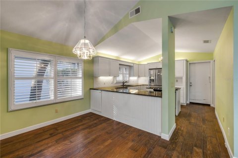 Villa ou maison à vendre à New Smyrna Beach, Floride: 2 chambres, 208.38 m2 № 1685376 - photo 8