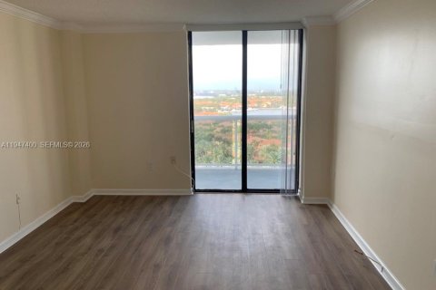Condominio en alquiler en Aventura, Florida, 2 dormitorios, 96.43 m2 № 2152941 - foto 8