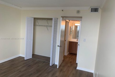 Condominio en alquiler en Aventura, Florida, 2 dormitorios, 96.43 m2 № 2152941 - foto 10