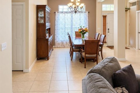 House in Port St. Lucie, Florida 4 bedrooms, 208.94 sq.m. № 2423498 - photo 6