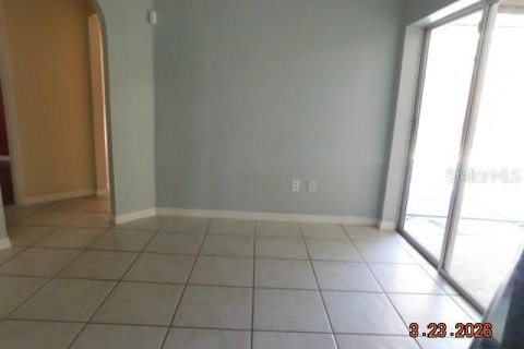House in Cape Coral, Florida 4 bedrooms, 190.64 sq.m. № 2148588 - photo 5