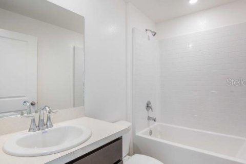 Casa en venta en Kissimmee, Florida, 3 dormitorios, 134.06 m2 № 1870326 - foto 8