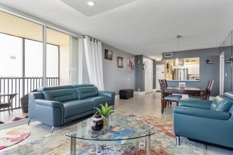 Copropriété à vendre à Aventura, Floride: 2 chambres, 121.98 m2 № 1887309 - photo 9
