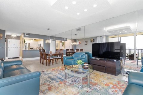 Copropriété à vendre à Aventura, Floride: 2 chambres, 121.98 m2 № 1887309 - photo 8