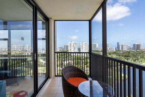 Copropriété à vendre à Aventura, Floride: 2 chambres, 121.98 m2 № 1887309 - photo 28