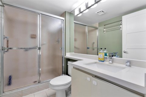 Copropriété à vendre à Aventura, Floride: 2 chambres, 121.98 m2 № 1887309 - photo 27