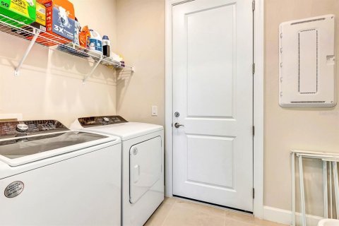 Villa ou maison à louer à Nokomis, Floride: 3 chambres, 152.82 m2 № 1826767 - photo 17