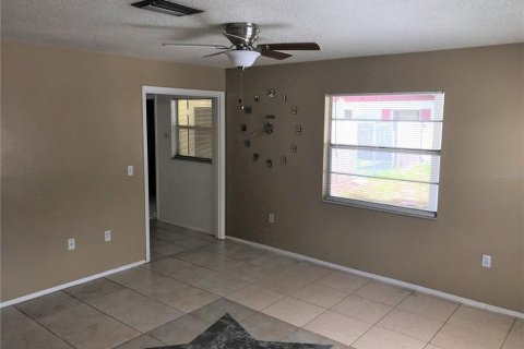 Apartamento en alquiler en Bradenton, Florida, 2 dormitorios, 71.53 m2 № 1899705 - foto 8