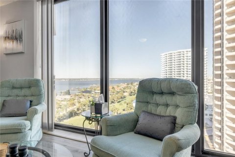 Condo in Daytona Beach, Florida, 1 bedroom  № 2094846 - photo 10