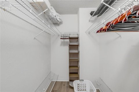 Condo in Daytona Beach, Florida, 1 bedroom  № 2094846 - photo 29
