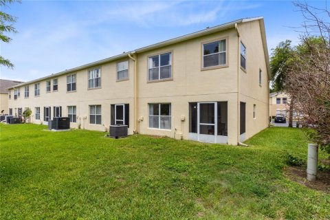 Condo in Kissimmee, Florida, 4 bedrooms № 2092894 - photo 19