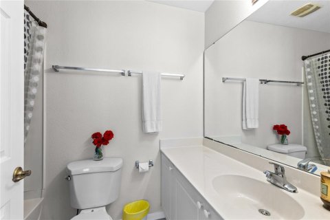 Condo in Kissimmee, Florida, 4 bedrooms № 2092894 - photo 9