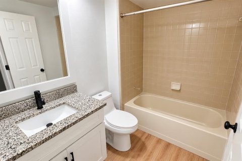 Touwnhouse à louer à Orlando, Floride: 2 chambres, 96.25 m2 № 2426840 - photo 8