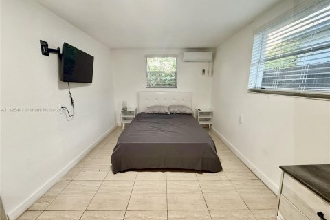 Commercial property in Miami, Florida 201.32 sq.m. № 1804428 - photo 25