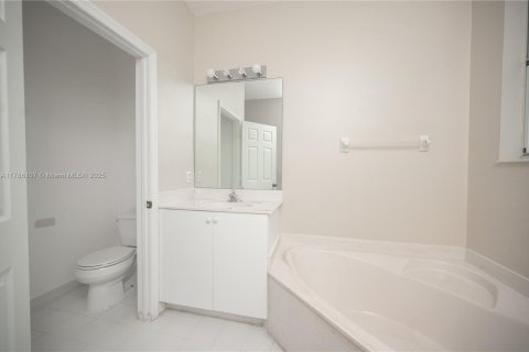 Купить таунхаус в Хомстед, Флорида 3 спальни, 145.3м2, № 1961071 - фото 22