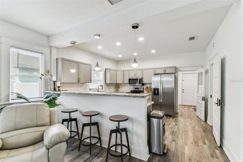 Villa ou maison à vendre à Tampa, Floride: 3 chambres, 152.55 m2 № 1802078 - photo 24