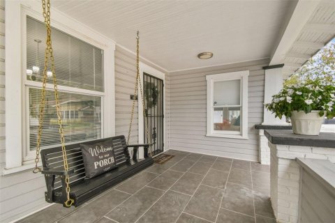 Villa ou maison à vendre à Tampa, Floride: 3 chambres, 152.55 m2 № 1802078 - photo 8