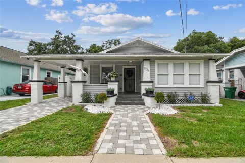 Villa ou maison à vendre à Tampa, Floride: 3 chambres, 152.55 m2 № 1802078 - photo 1