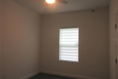 Villa ou maison à louer à Ocala, Floride: 4 chambres, 177.91 m2 № 2324485 - photo 13