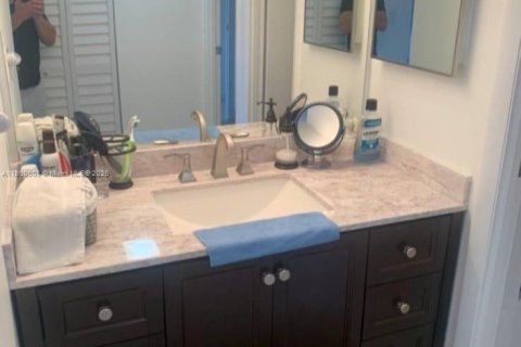 Condominio en venta en Aventura, Florida, 1 dormitorio, 84.82 m2 № 1856808 - foto 5