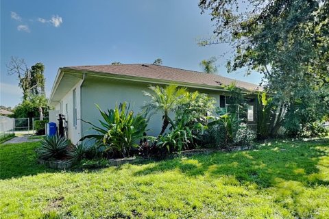 Casa en alquiler en North Port, Florida, 3 dormitorios, 159.33 m2 № 1911920 - foto 16