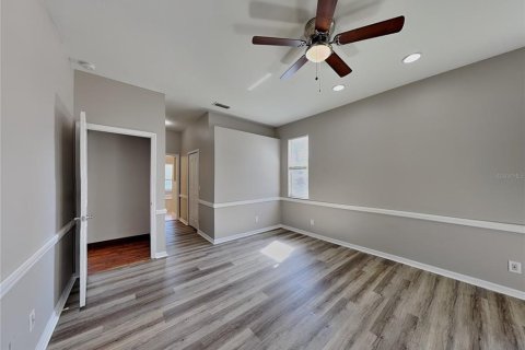 Casa en alquiler en North Port, Florida, 3 dormitorios, 159.33 m2 № 1911920 - foto 8