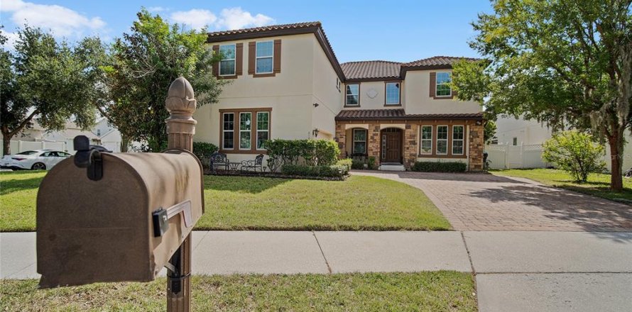 House in Windermere, Florida 8 bedrooms, 448.72 sq.m. № 2134659