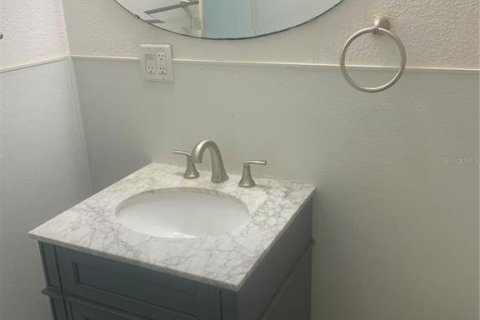 House in Orlando, Florida 2 bedrooms, 84.36 sq.m. № 1524476 - photo 5