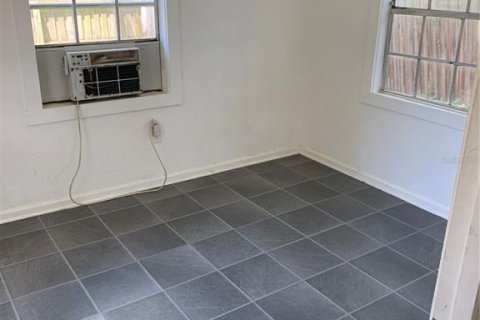House in Orlando, Florida 2 bedrooms, 84.36 sq.m. № 1524476 - photo 8