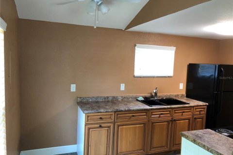 House in Orlando, Florida 2 bedrooms, 84.36 sq.m. № 1524476 - photo 15