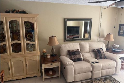 Condominio en venta en Clearwater, Florida, 1 dormitorio, 69.68 m2 № 1531975 - foto 16
