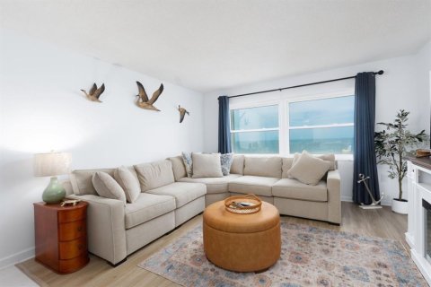 Condo in Treasure Island, Florida, 3 bedrooms  № 1810849 - photo 4