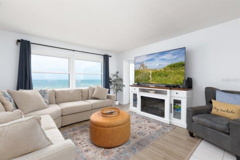Condo in Treasure Island, Florida, 3 bedrooms  № 1810849 - photo 3