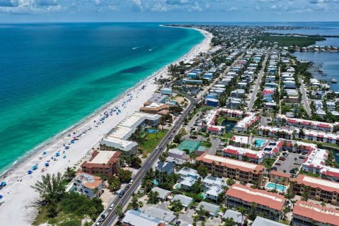Condo in Bradenton Beach, Florida, 1 bedroom  № 2239522 - photo 26